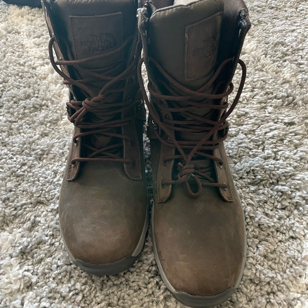 North Face MENS THERMOBALL BOOT ZIP-UP Size 9
